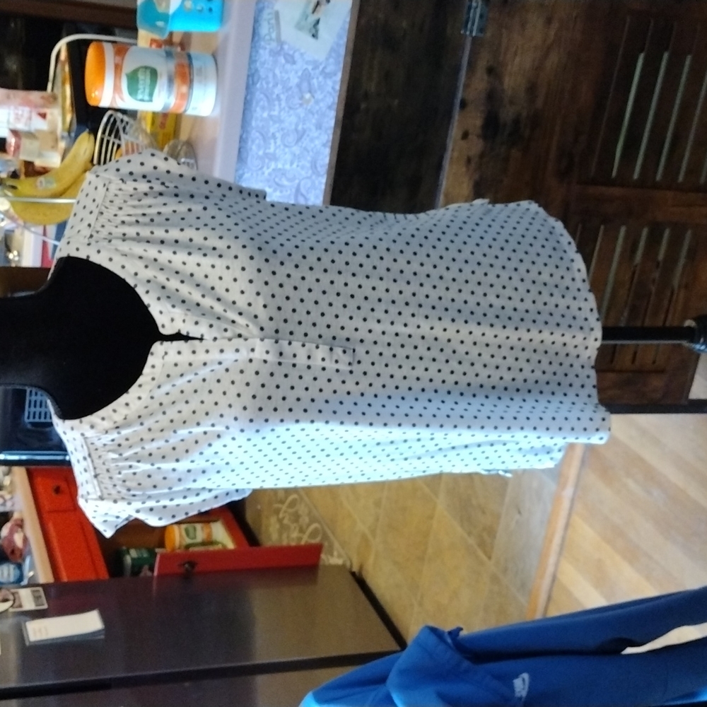 Daniel Rainn White and navy Polka Dot Short Sleeve Top